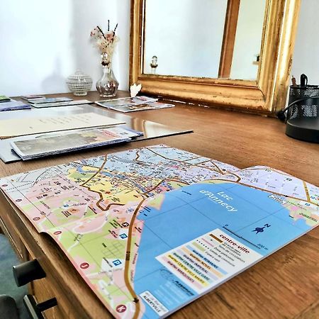Apartamento Les Petits Champs Annecy Exterior foto